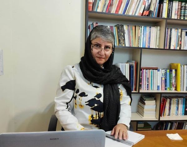 ازدواج با زن سن بالا