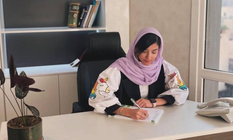 مشاور روابط اجتماعی در قیطریه